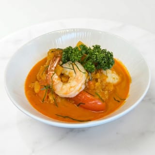 Pineapple Curry with Grilled Prawns 🌶️ (GF)
